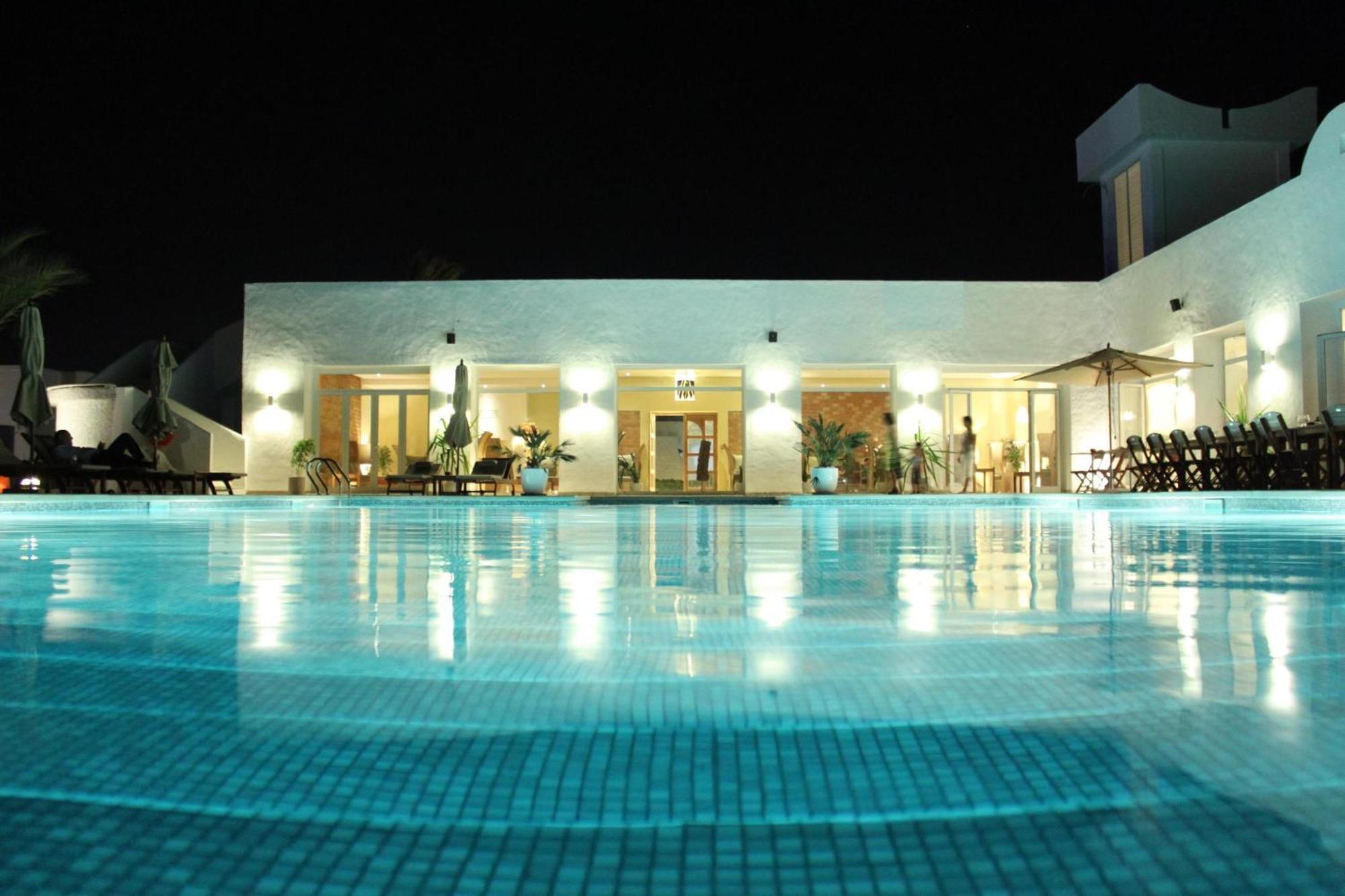Hotel Les Jardins De Toumana Triffa Exterior foto