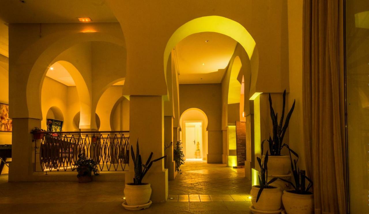 Hotel Les Jardins De Toumana Triffa Exterior foto
